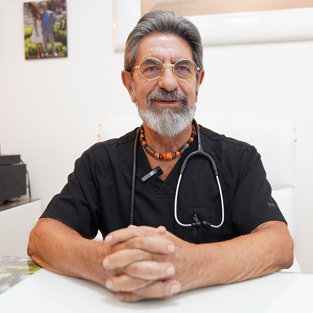 Dr. Felipe Barriga